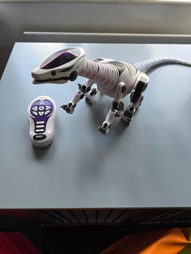 Wowwee roboreptile robotic - wowwee,