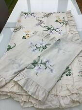 ROMANTIC LOOK FLOWER DESIGN DOUBLE FRILLED DUVET COVER & MATCHING SHAMS GC £7