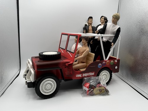 One direction 4x4 jeep cruiser - one,