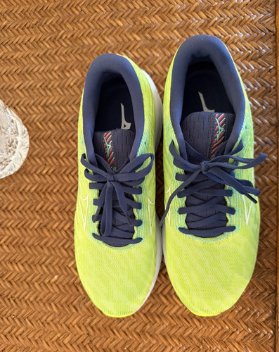 Mizuno wave rider - mizuno,