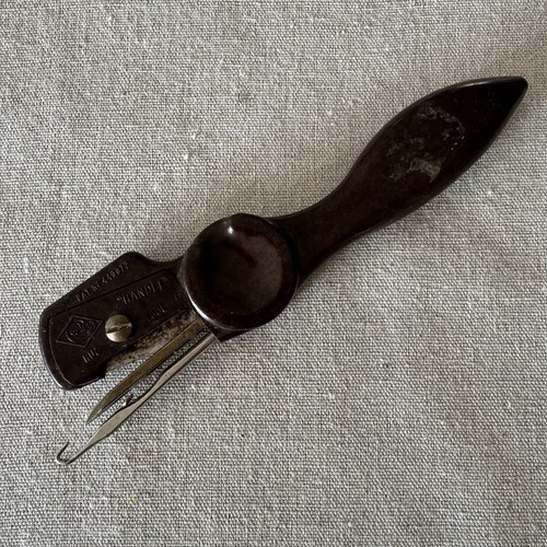 Vintage handy rug tool - vintage,