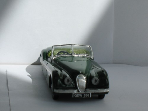 Corgi jaguar xk120 open top - corgi,