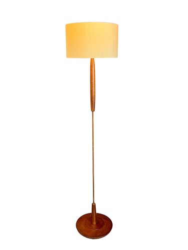 Scandinavian mid century - mid,
