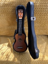 Ukulele Mahalo U50 Soprano 4