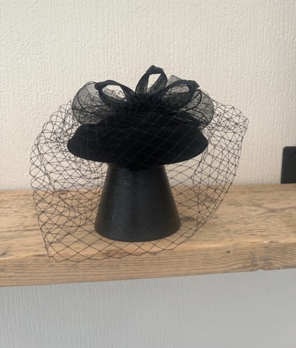 Black pill box hat fascinator - pill,