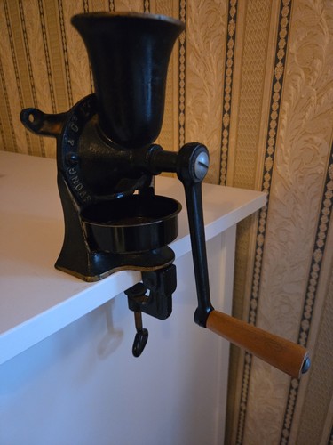Vintage spong 1 cast - spong, no