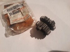 Genuine Yamaha Transmission 3rd Pinion Gear 4V0-17131-00 YZ80 YZ60 81-83