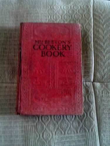 Mrs beeton cookery book new - cookery,