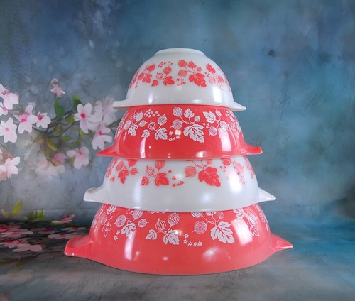 Vintage pyrex pink gooseberry - vintage,