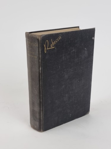 Rebecca daphne maurier - daphne,