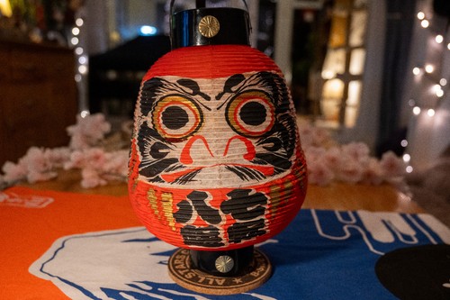 Lucky daruma 必勝 retro - daruma,