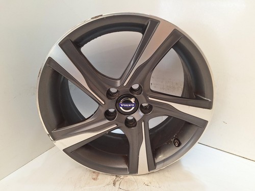 Volvo v40 design - volvo, d2
