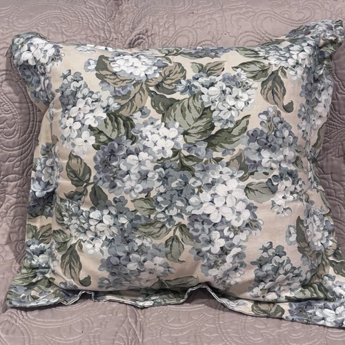 Vintage ruffle throw - vintage,