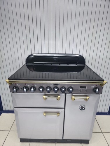 Refurbished electric range - electric,