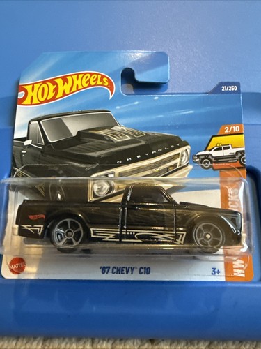 Hot wheels chevy c10 - 67,
