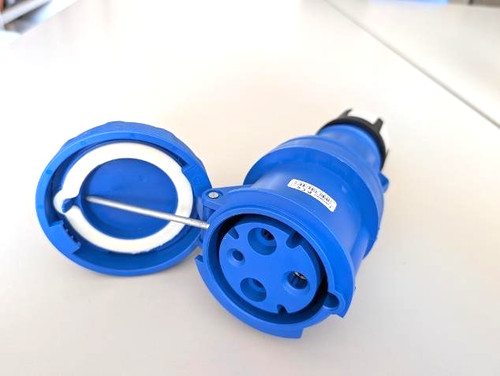 63amp pin blue 240v e - 3, 2p+e