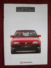 VAUXHALL ASTRA Range 1992 UK