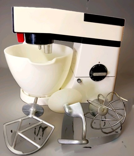 Kenwood chef a901e food mixer - ,