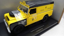 1/18 LAND ROVER SERIES III 109