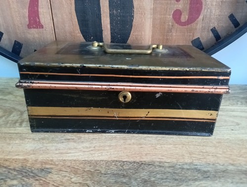 Large vintage metal - metal, tin