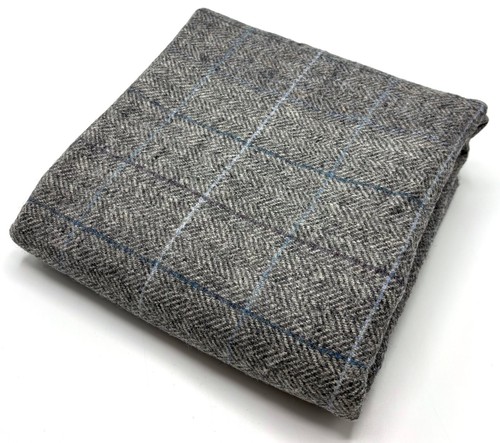 Grey green wool fabric remnant - grey,