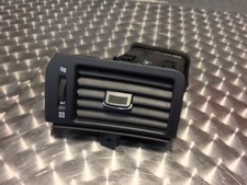 Nissan Elgrand E52 Nearside