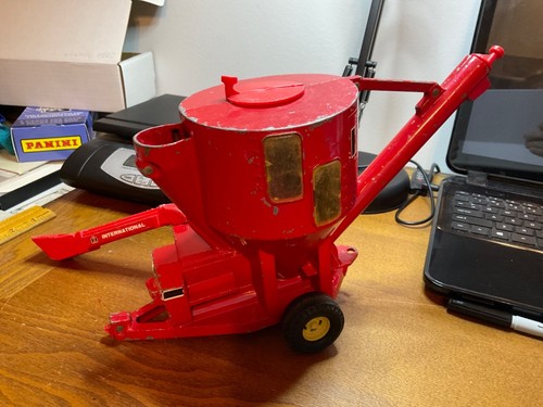 Large ertl international - large,