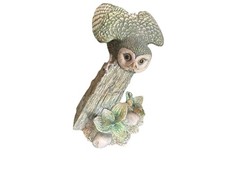 Border Fine Arts Owl on Post
