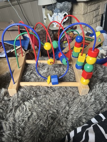 Wooden bead maze - bead,