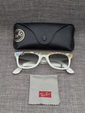 Ray-Ban Wayfarer ll Sunglasses RB2143 50/22 White / Grey