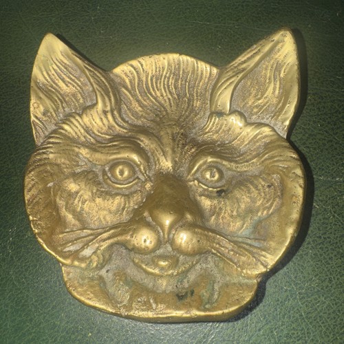 Old vintage solid brass - vintage,