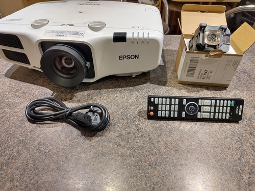 Projector epson 4850wu - projector,