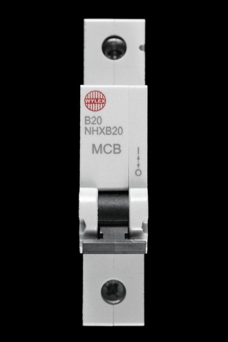 Wylex amp curve 6ka mcb - curve, b