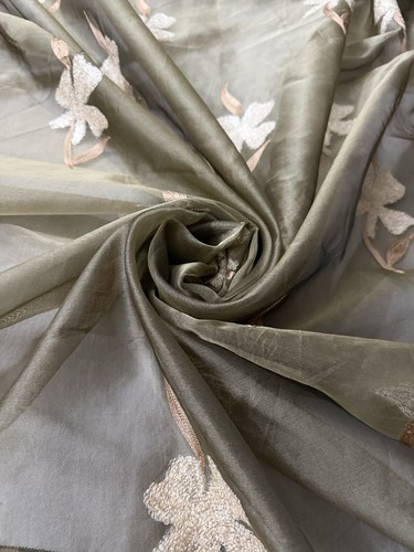 100 silk embroidery organza - 100%,