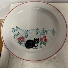  BOOTS CATS DINNER PLATE