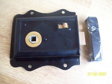 OLDE VICTORIAN STYLE DOOR RIM