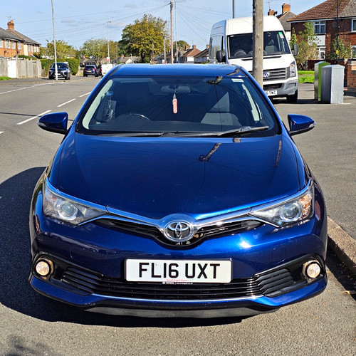 Toyota auris d4d 5door hpi - toyota,