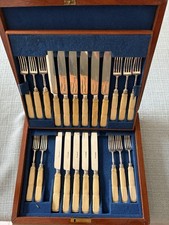 1824 Thomas Nowill Sheffield 22 Piece Sterling Silver Canteen Cutlery Set