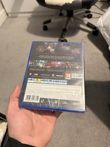 Doom play station sealed - play,