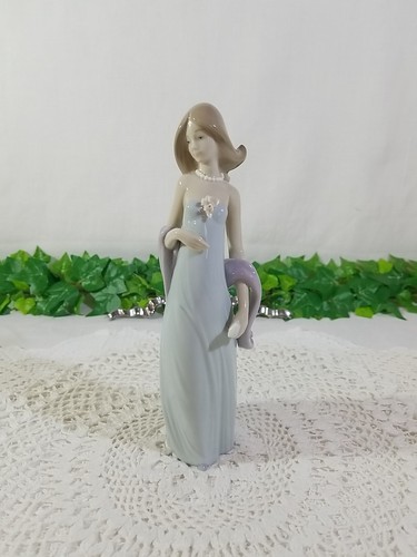 Lladro ingenue 5487 - lladro,