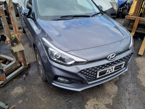 Hyundai i20 2020 breaking - hyundai,