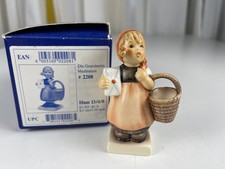 Hummel Figurine 13 4/0
