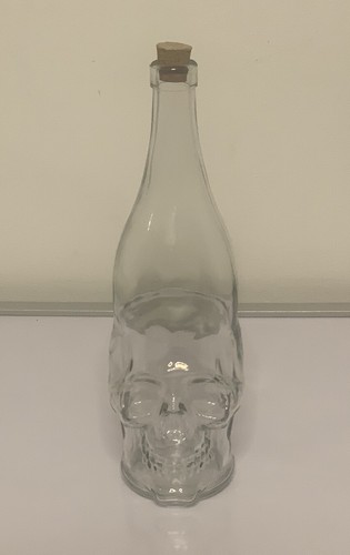 Skull shaped glass cork - cork, wine