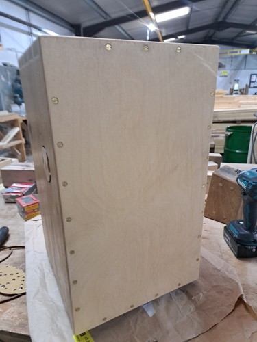 Hand crafted oak ash - hand, body
