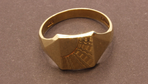 9ct yellow gold patterned - yellow,