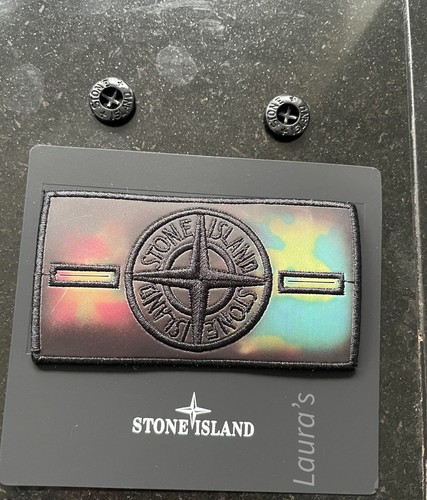 Stone island badge with - island,