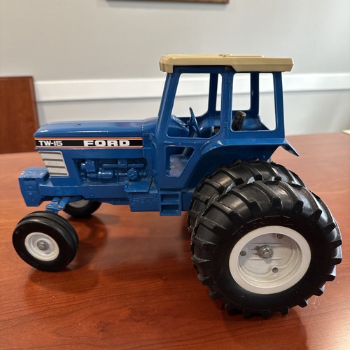 Original ford tractor - ford,