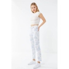 Laura Ashley x Urban