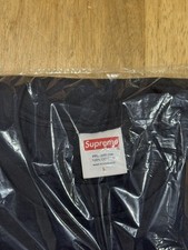 Supreme Arabic Box Logo