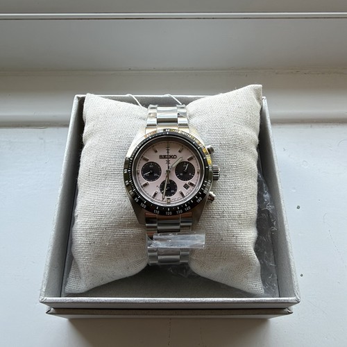 Seiko prospex ssc963 solar - seiko,